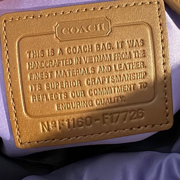 Coach Signature Brown bag with Coach logo - Picture 7 of 16